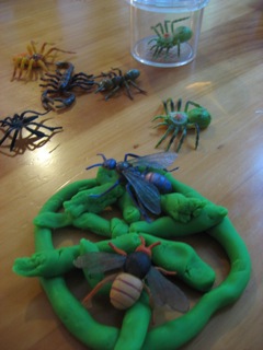 play bugs and Play-doh