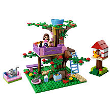 Olivia’s Tree House by Lego